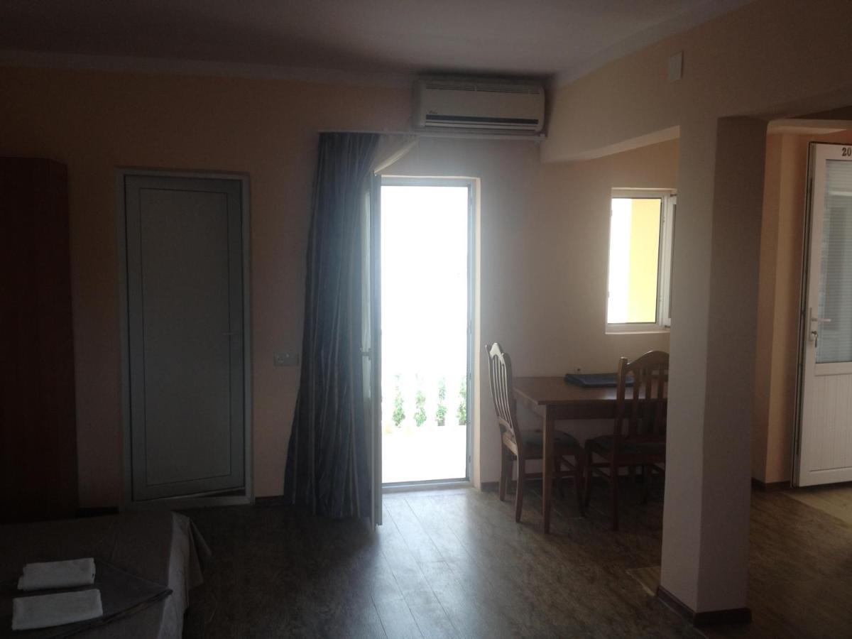 Hotel Premium Ureki Bagian luar foto